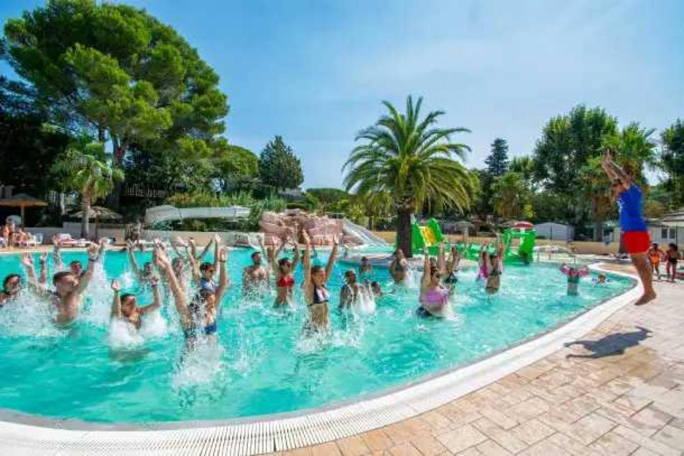 Camping 3 Etoiles - Parc Aquatique - Eecegi *