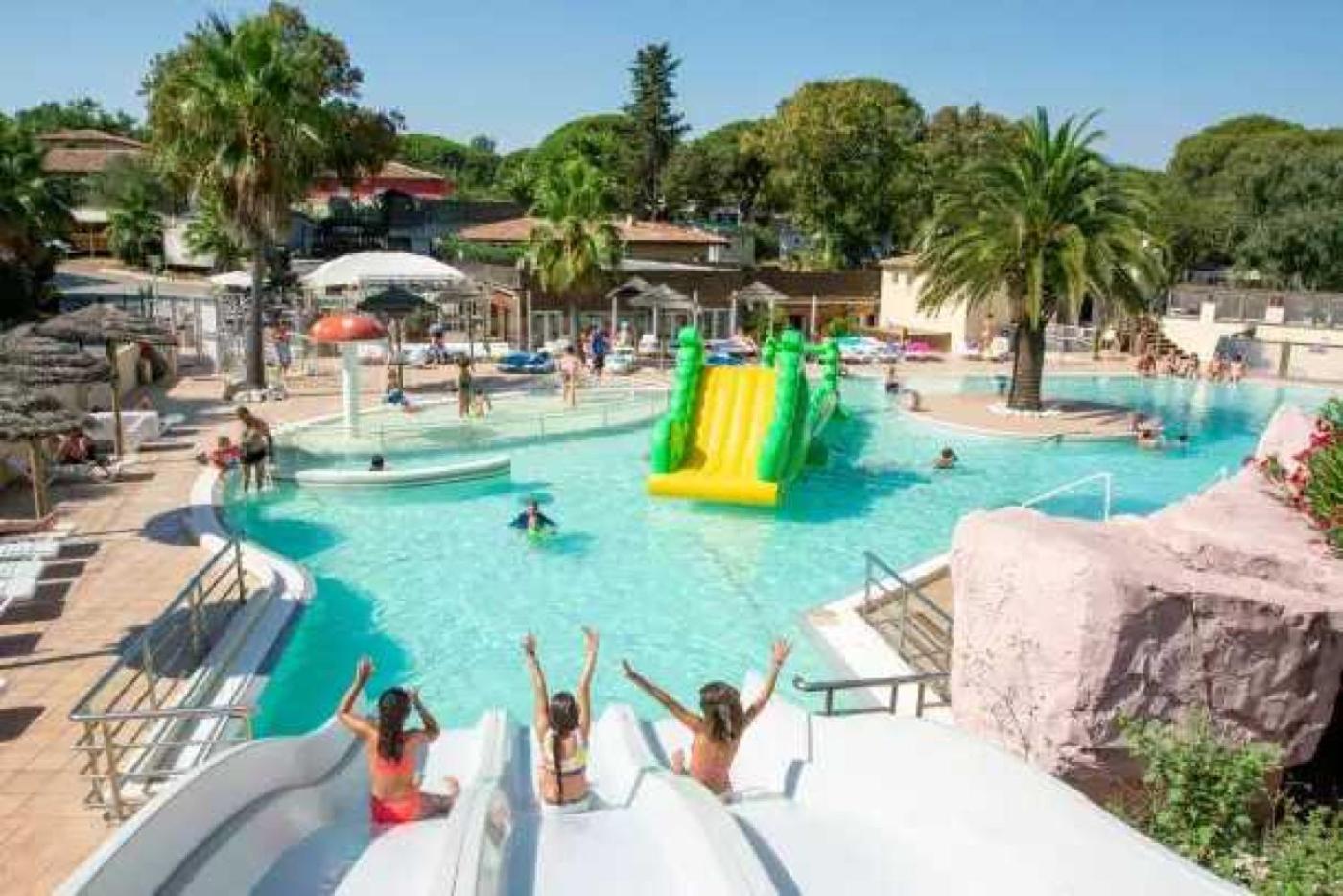 3 Etoiles - Parc Aquatique - Eecegi Camping *
